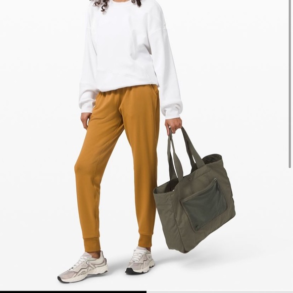 lululemon athletica Handbags - Lululemon Pack The Pocket Tote 20L